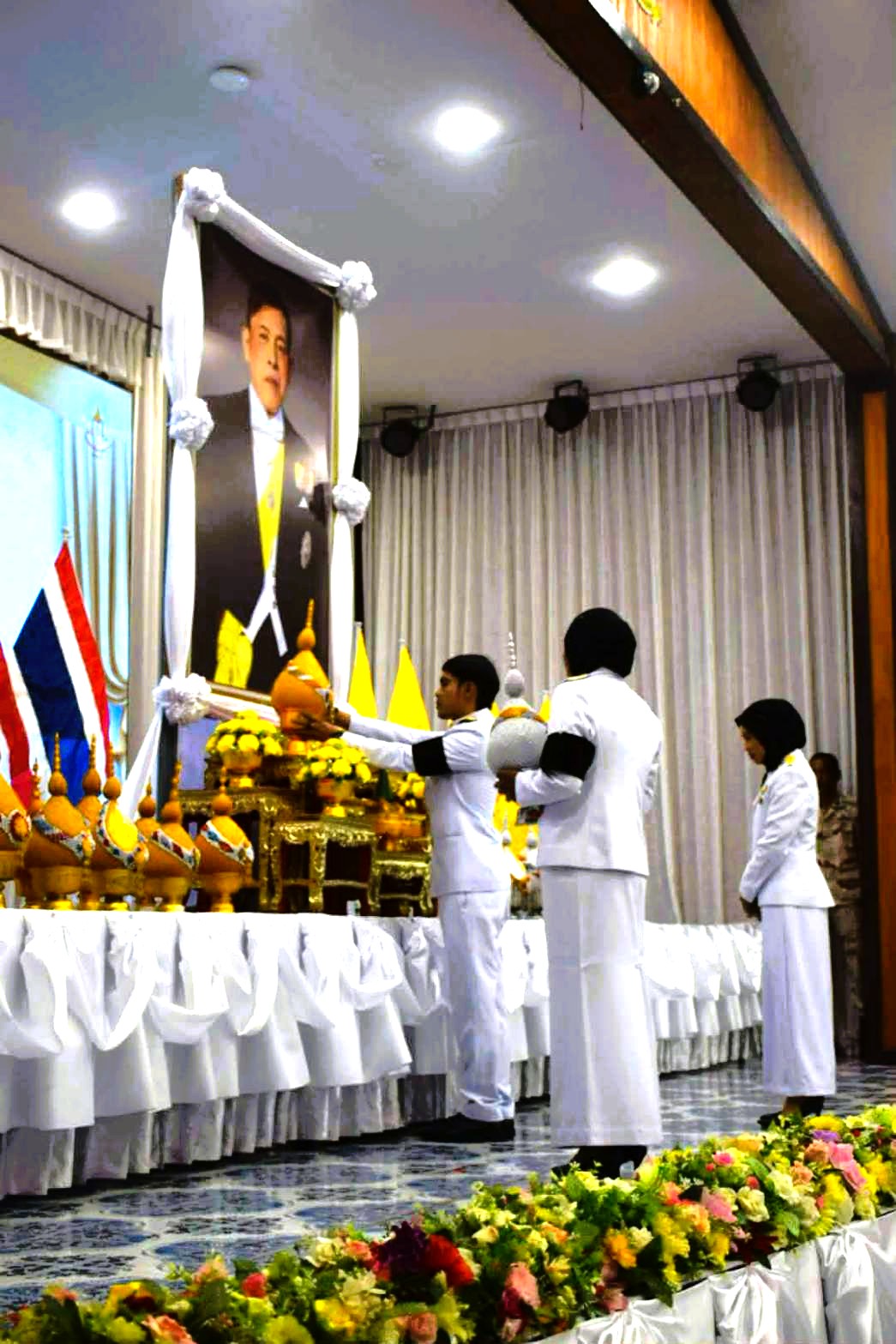 อบต.เหนือคลอง ร่วมกิจกรรมเฉลิมพระเกียรติพระบาทสมเด็จพระเจ้าอยู่หัว เนื่องในโอกาสวันเฉลิมพระชนมพรรษา ๒๘ กรกฎาคม ๒๕๖๙
